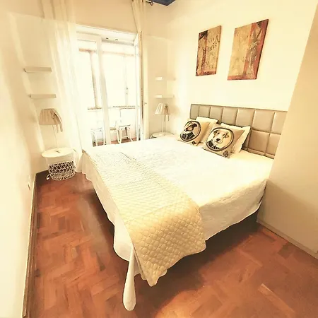 Apartman Caza Latina *