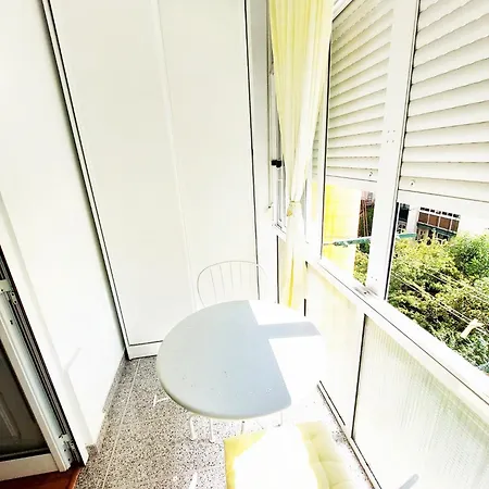 Caza Latina Лиссабон