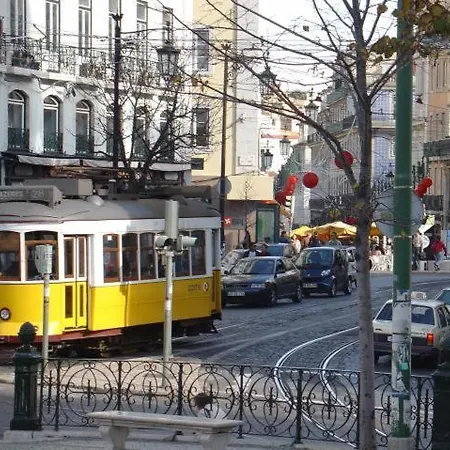 Caza Latina Apartman *
