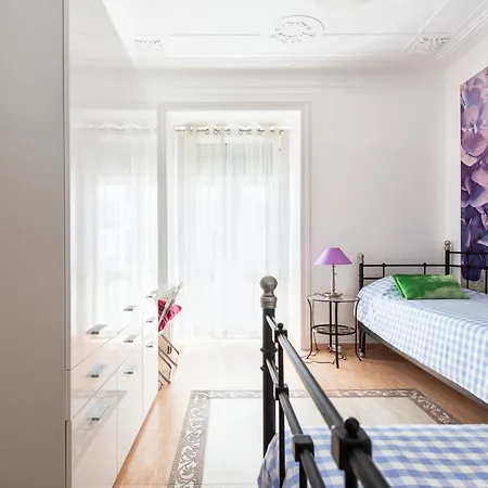 Caza Latina * Lissabon