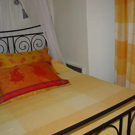 Apartment Caza Latina